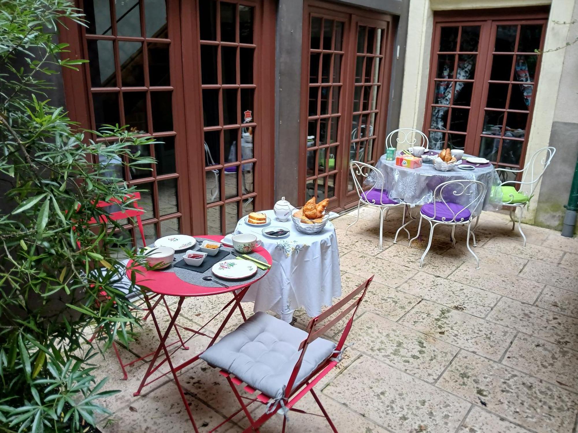 Chambres D'Hotes Le Patio D'Alain Et Veronique Luneville Exterior photo